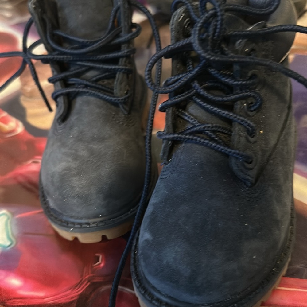 Timberlands 2 - Picture 3 of 3